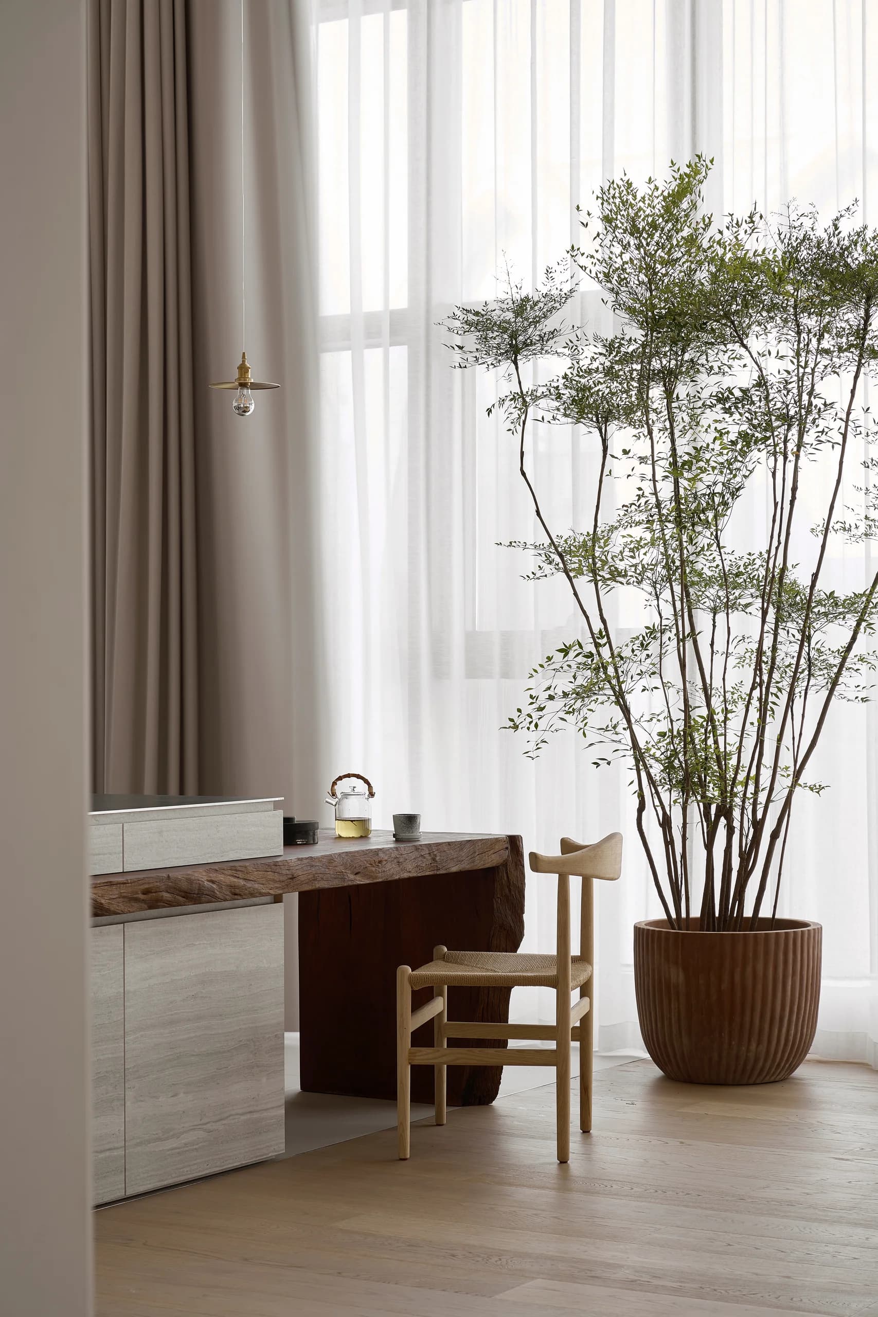 Doji Apartment — photograph 11