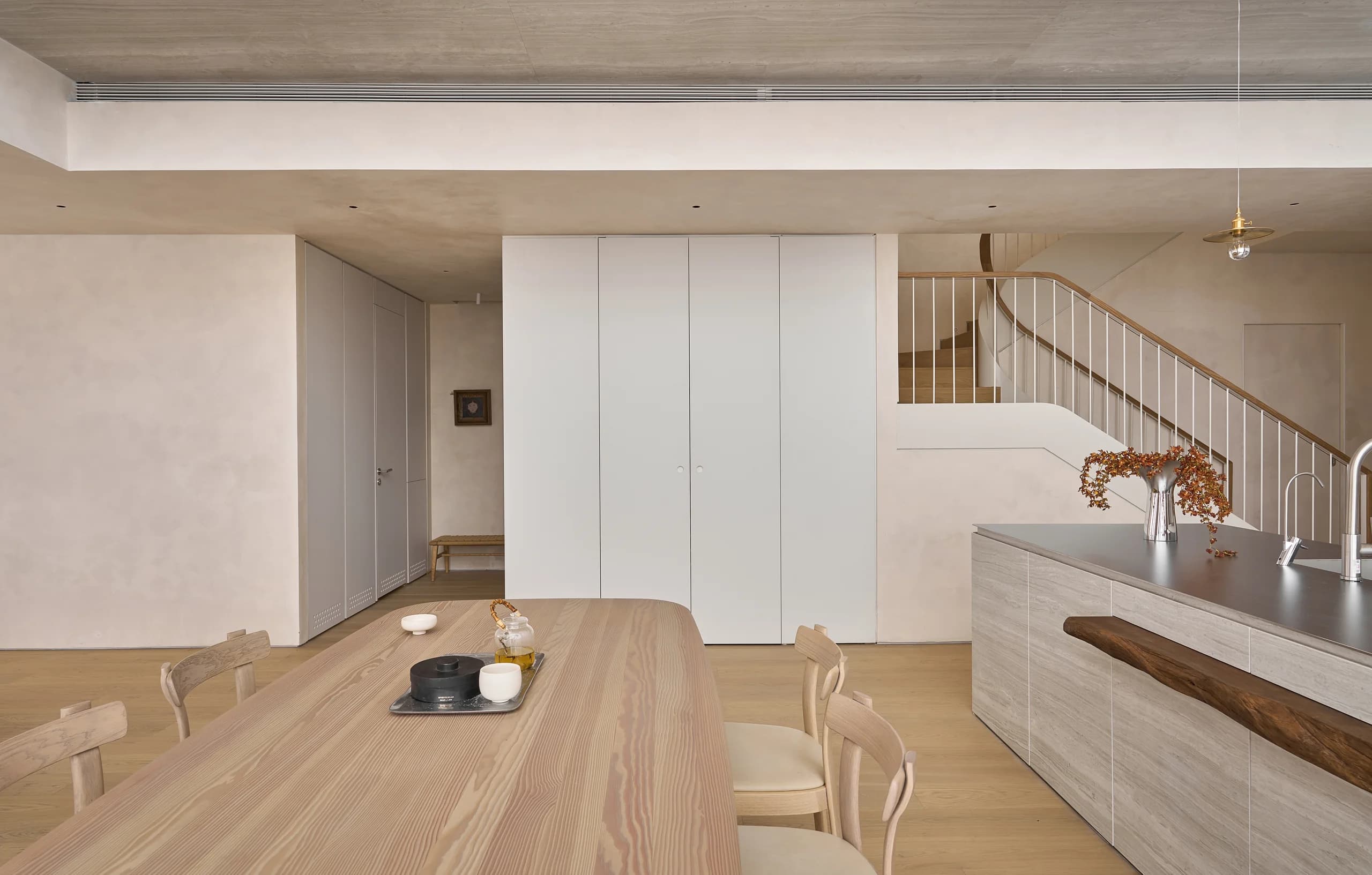 Doji Apartment — photograph 29