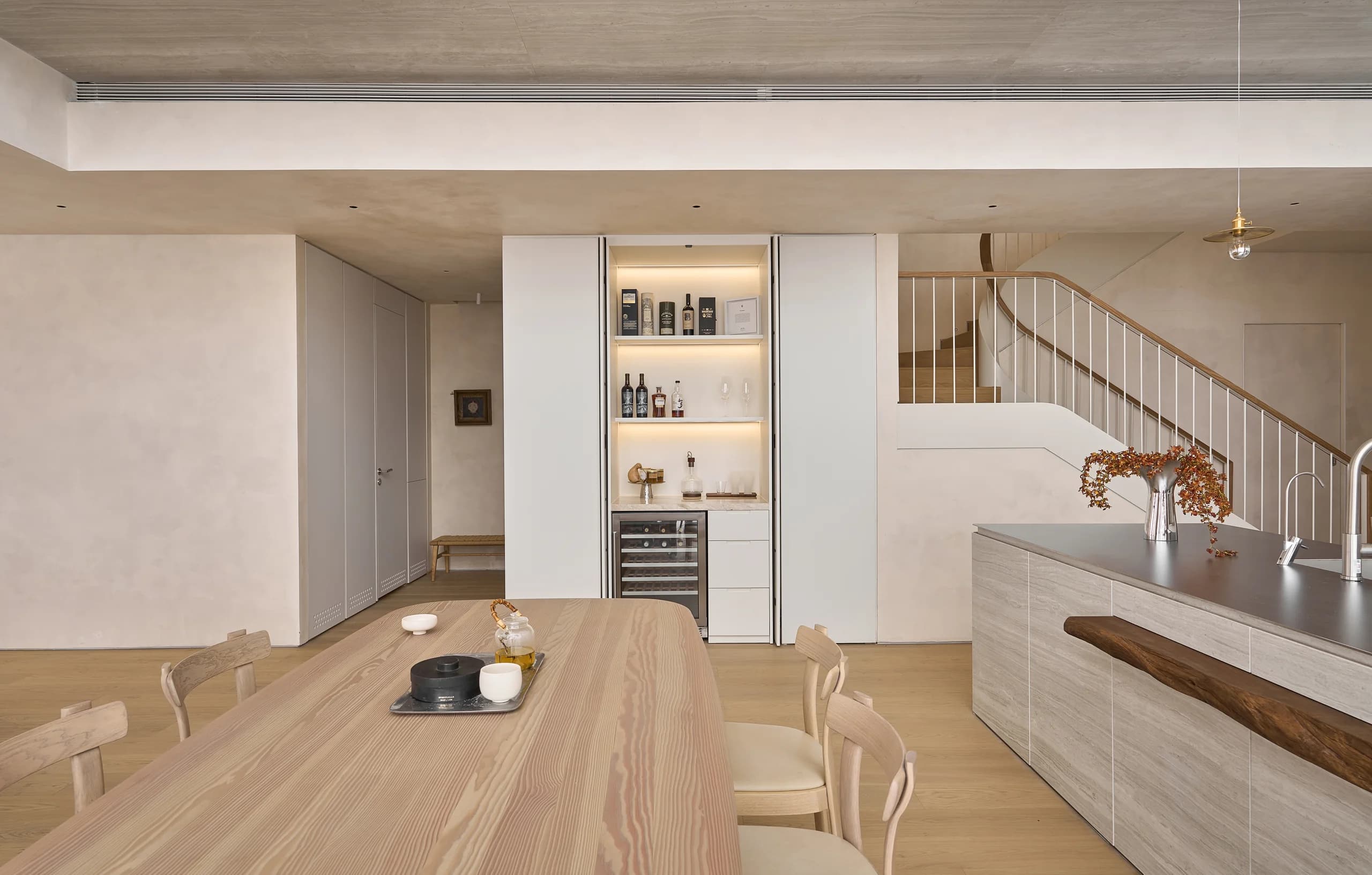 Doji Apartment — photograph 30
