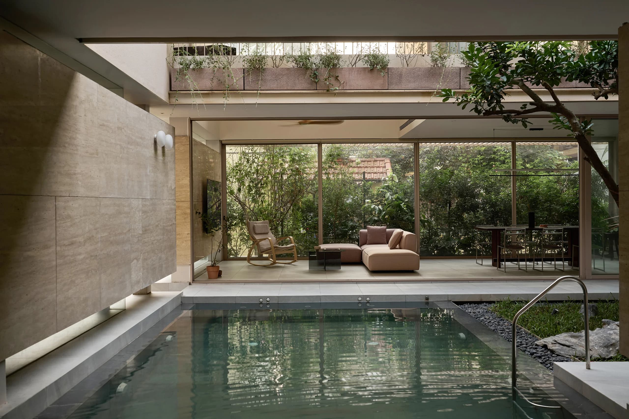 Duc Anh House — photograph 8