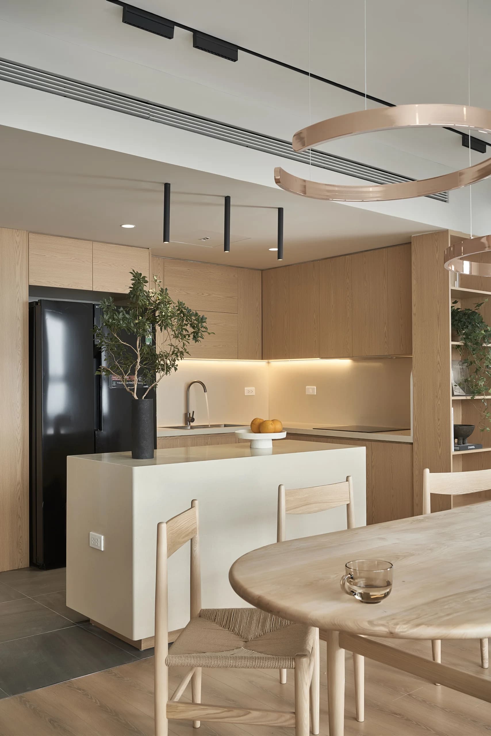 Ecopark Apartment — photograph 4