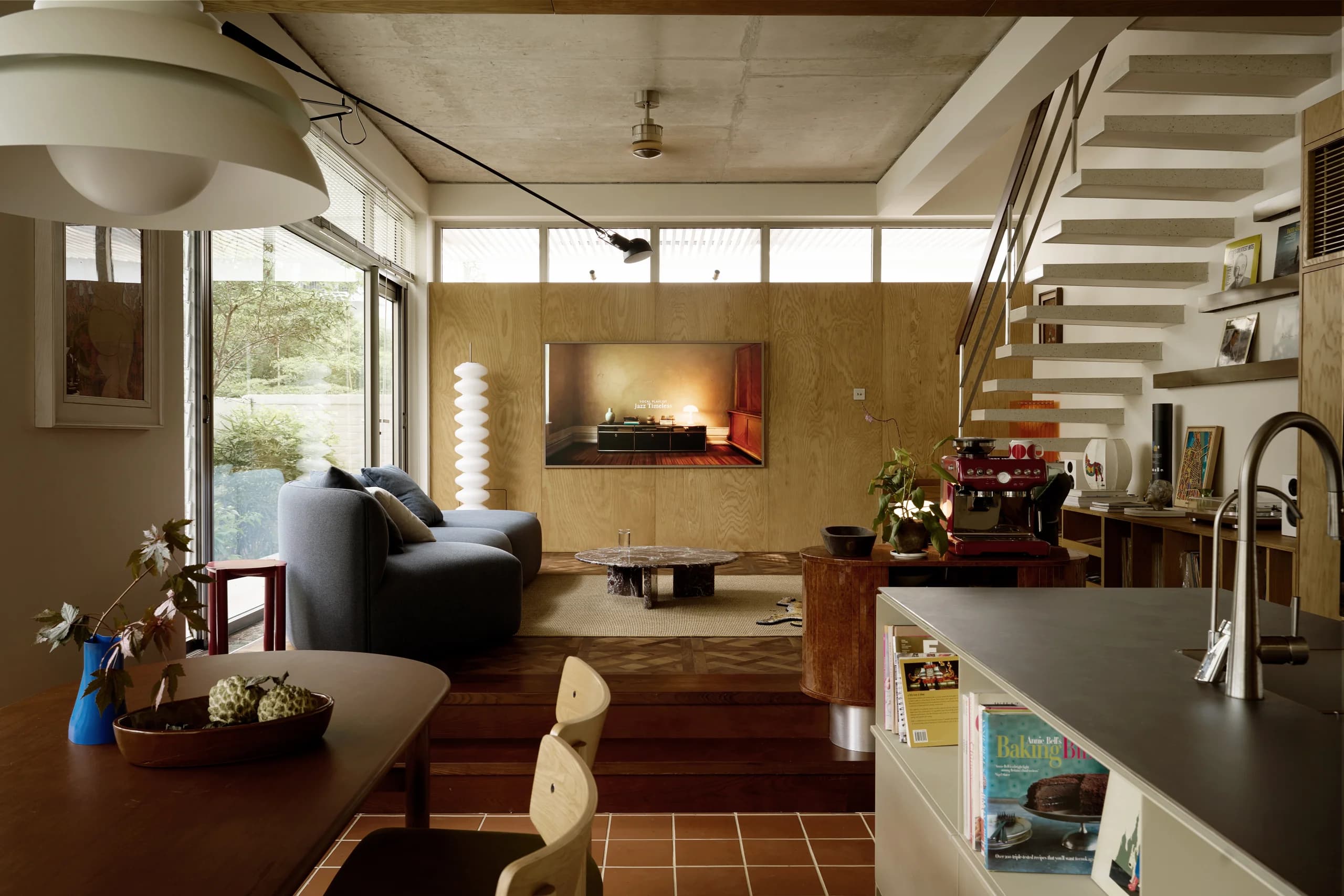 Loc House — photograph 1